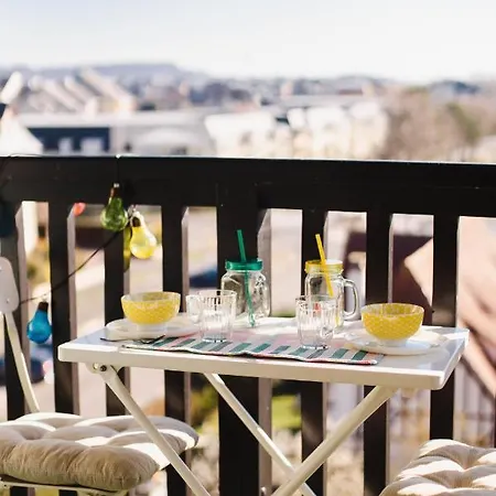 Cosy Avec Vue Imprenable Sur - Acces Direct - Proche Centre