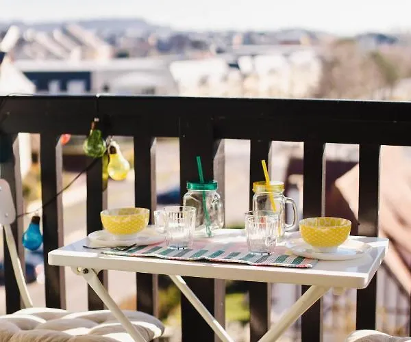 Cosy Avec Vue Imprenable Sur - Acces Direct - Proche Centre