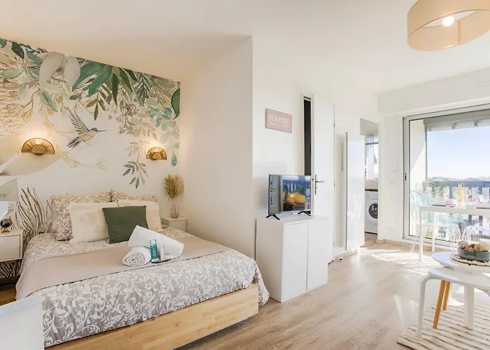 דירה Cosy Avec Vue Imprenable Sur - Acces Direct - Proche Centre