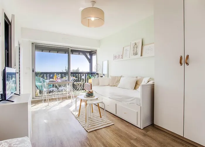 דירה Cosy Avec Vue Imprenable Sur - Acces Direct - Proche Centre קאבורג